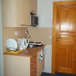 Penzion Apartmany Zlin 게스트하우스 즐린