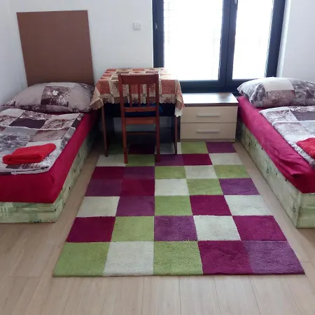 بيت ضيافة Penzion Apartmany Zlin 3*