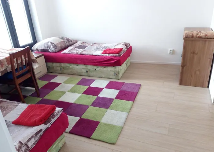 بيت ضيافة Penzion Apartmany Zlin 3*